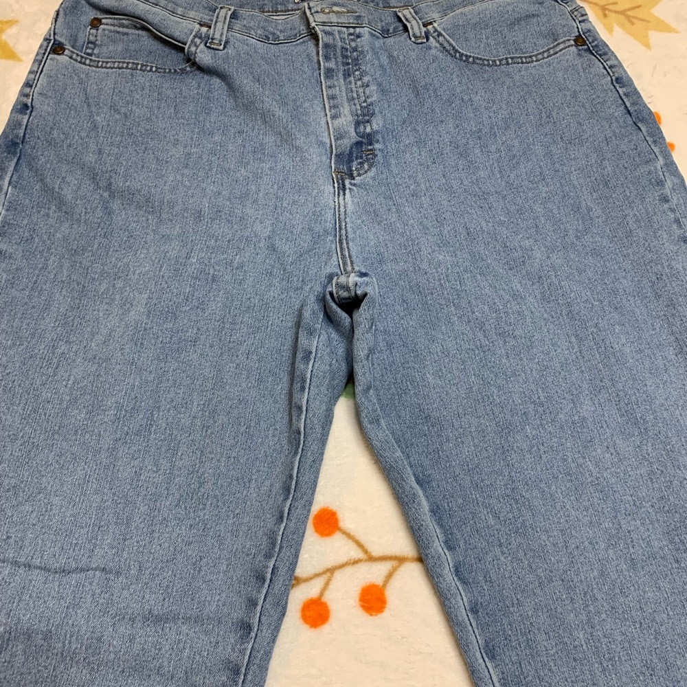 Women’s Lee relaxed fit jeans size 16 medium